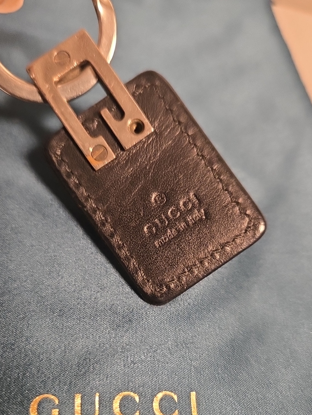 Gucci Dark Black Leather Keyring with Silver-Tone Hardware - Picture 4 of 6